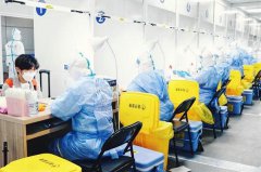 上海海关核酸检测方舱采样室在浦东机场投入使用